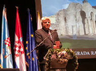 
Dan Grada Raba

