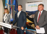 
Press