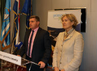 
Press
