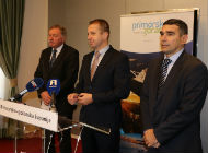 PRESS 